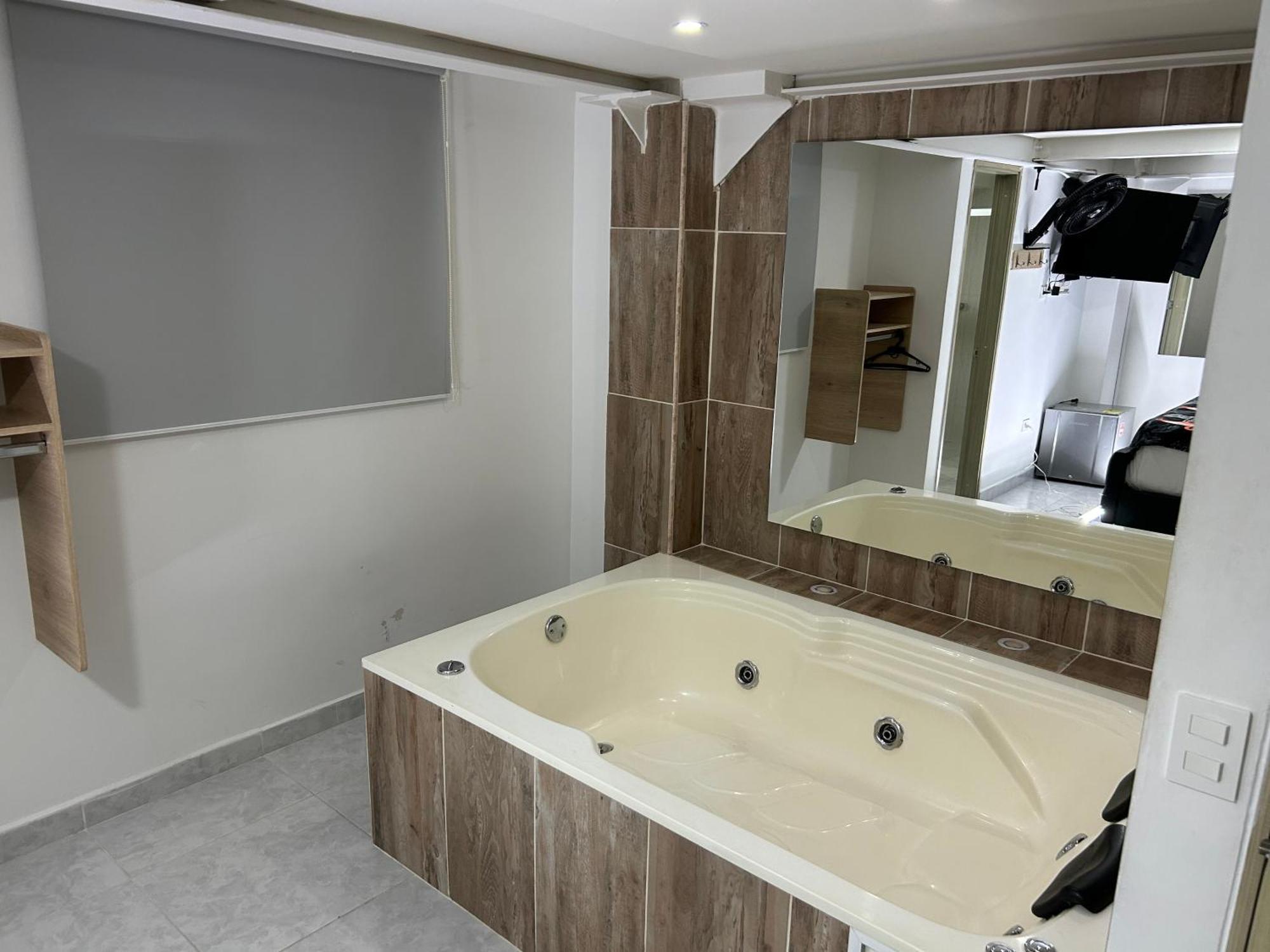 Hotel Urbano 70 Medellin